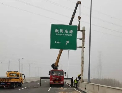 重庆重庆悬臂式交通标志杆